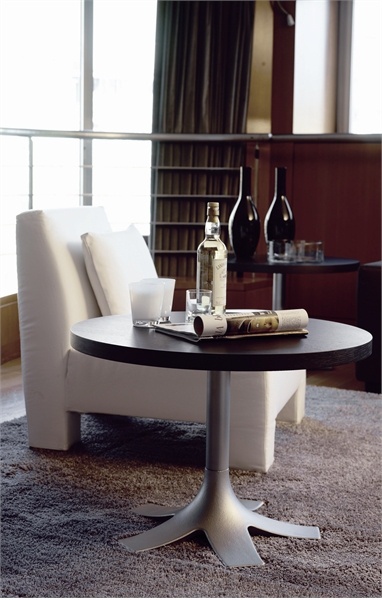 Low table on base of cast iron, 7-PM Тavolino - Porada