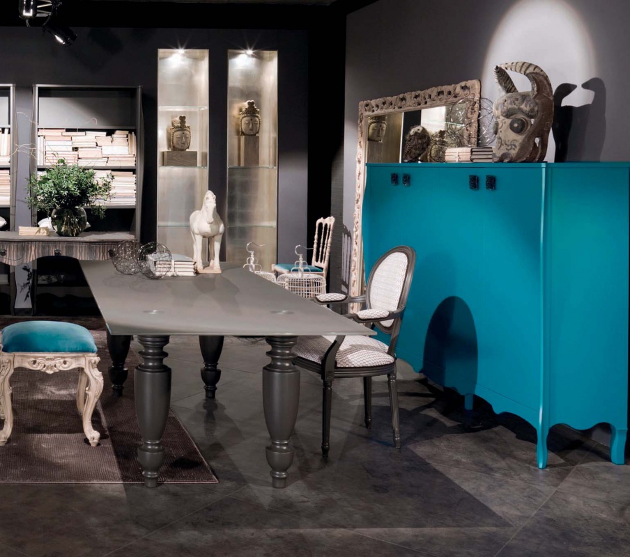 The Cabinet is made of solid wood Sinfonia La Bemolle, Moda