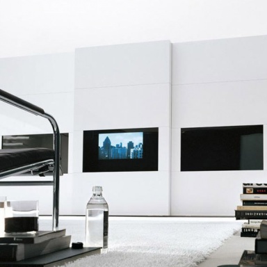 the Dama TV wardrobe closet