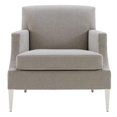 The VOLTIGE armchair
