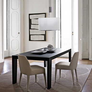 Omero dining table