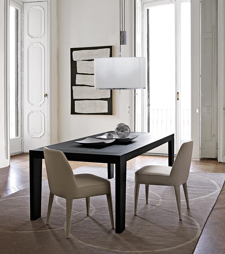 Dining table natural wood Omero, Maxalto - Luxury furniture MR