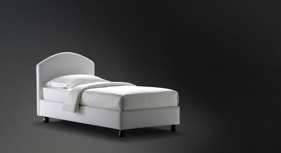 Odnopolnaja Magnolia bed, Flou 