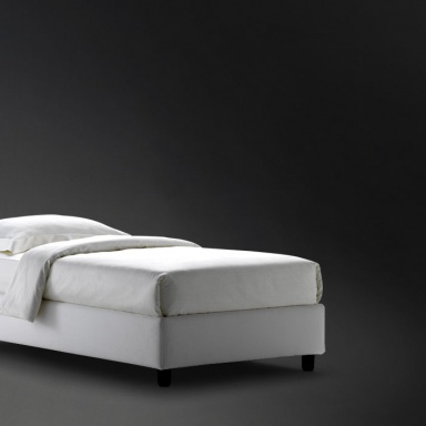 Odnopolnaja bed Sommier