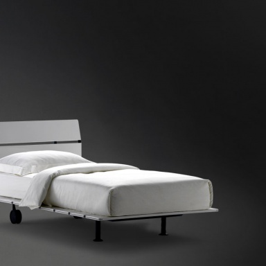 Odnopolnaja bed Tadao