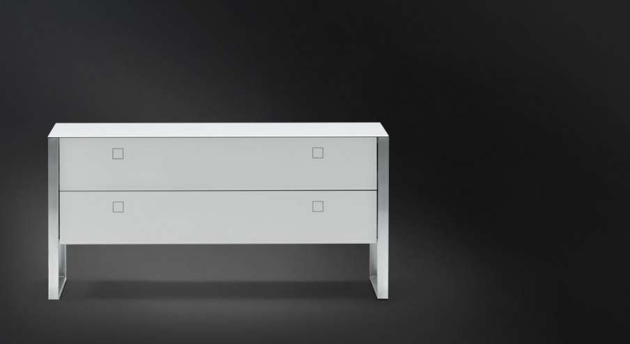 The Brill Chest Of Drawers, Flou 