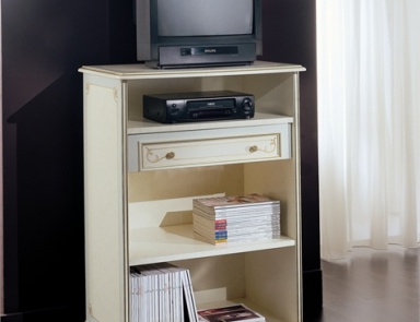 Curbstone under the TV, Porta TV London - Pellegatta