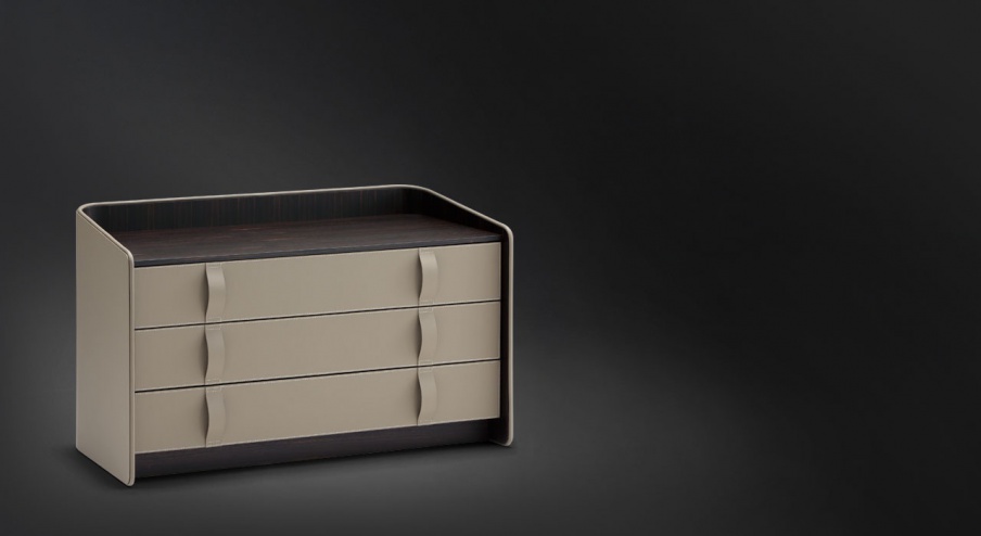 Gentleman dresser natural wood Flou