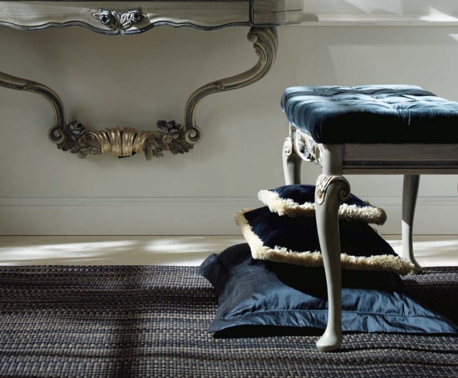 Ottoman leg with gold-plated elements Ambiente Notte, Savio Firmino