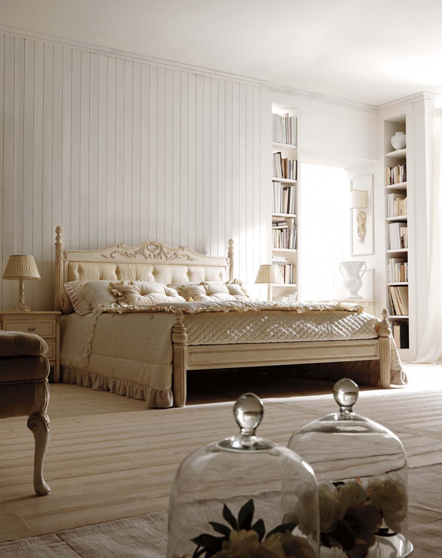 Double bed with a canopy made of solid wood Ambiente Notte, Savio Firmino