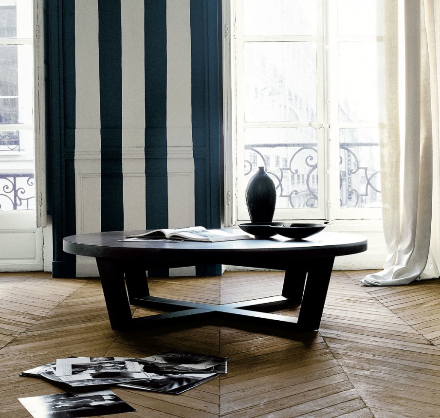 Xilos coffee table, Maxalto