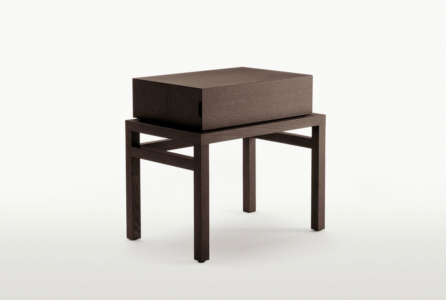 Thronos coffee table, Maxalto