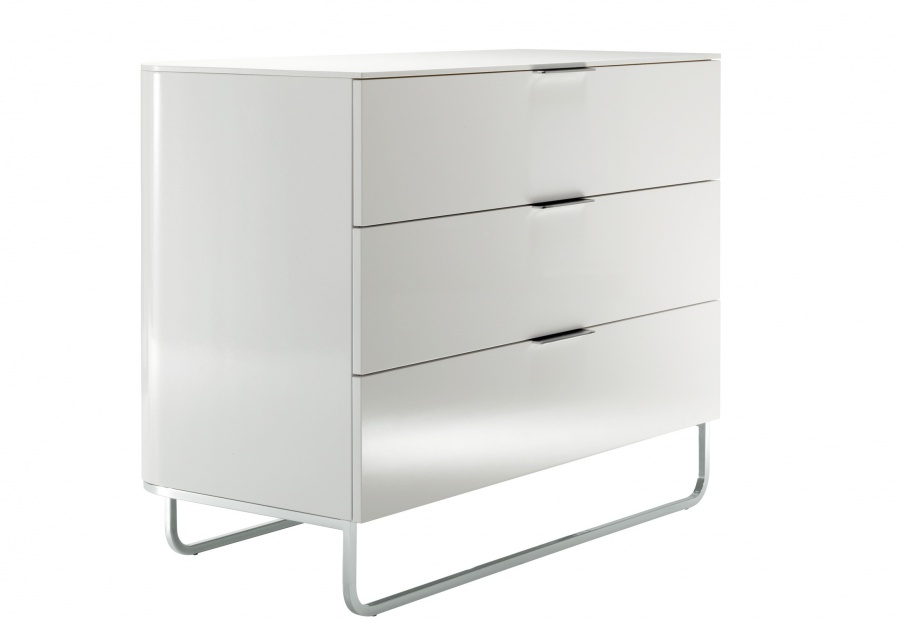 A dresser made of wood HYANNIS PORT, Ligne Roset