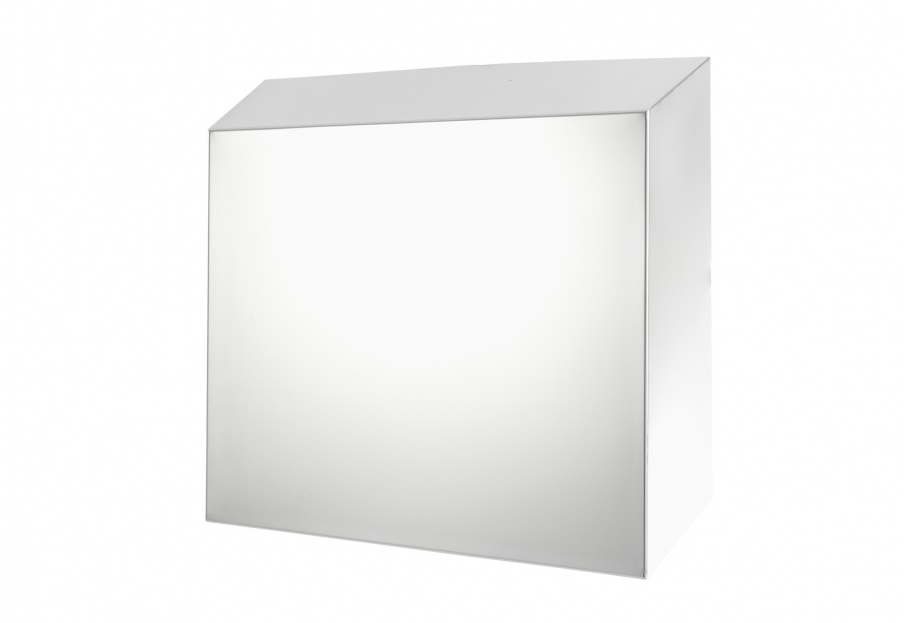 Three-dimensional mirror MIRRKO, Ligne Roset