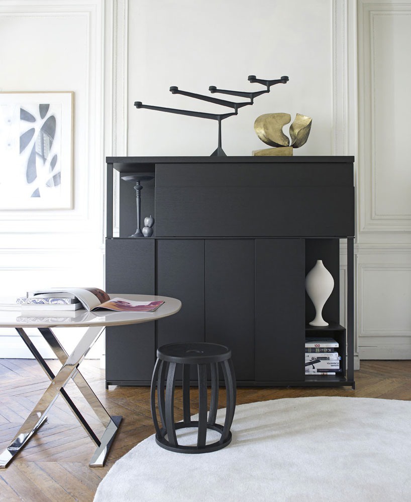 Creso Cabinet made of solid wood, Maxalto