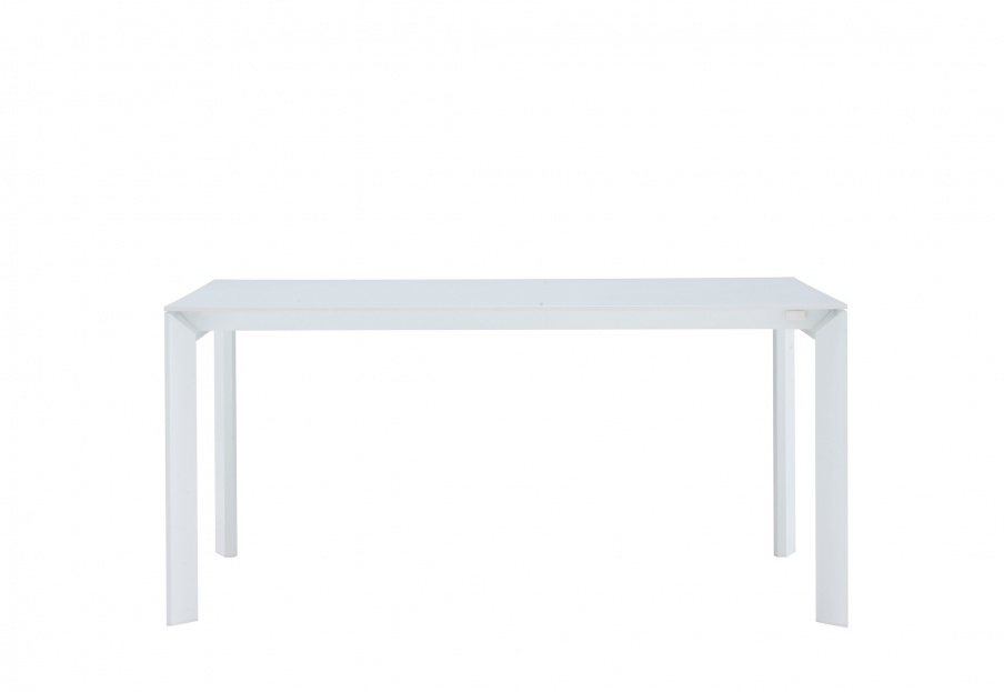 FROST dining table, Ligne Roset