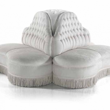 The Otello sofa round