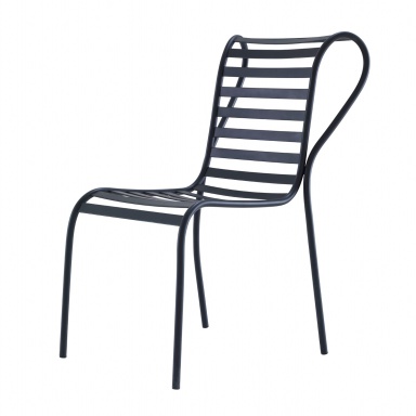 The FICELLE chair 