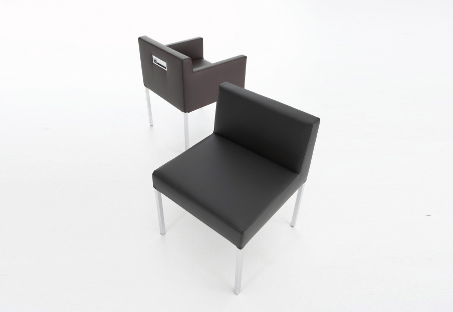 Chair with metal legs LUCA, Ligne Roset 