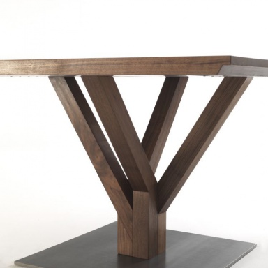 Table Pinomugo