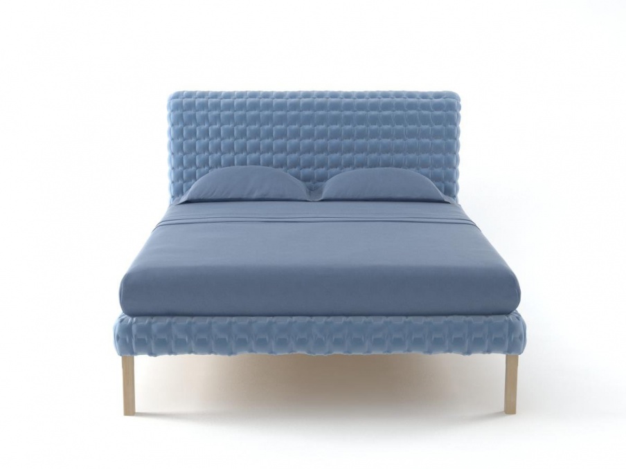 Double bed with a frame made of natural wood RUCHÉ, Ligne Roset