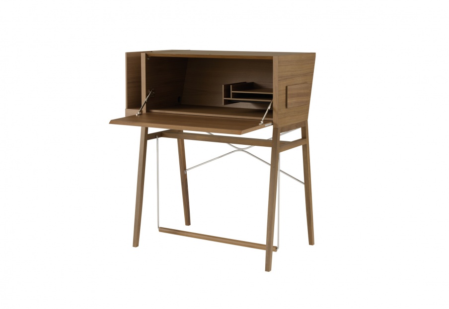 The secretaire of natural wood LA SECRÈTE, Ligne Roset