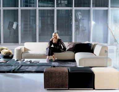 The stool legs are made of chrome steel, Moon - Rivolta