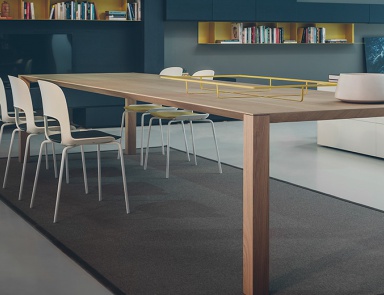 Chair with metal legs Cora, Pianca