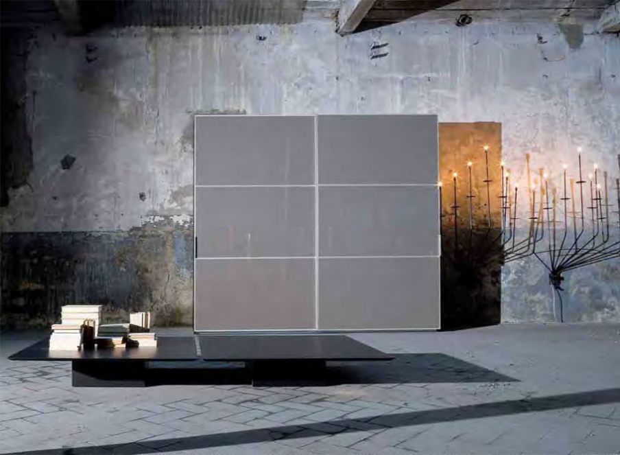 Wardrobe Box features tisettanta furnishings