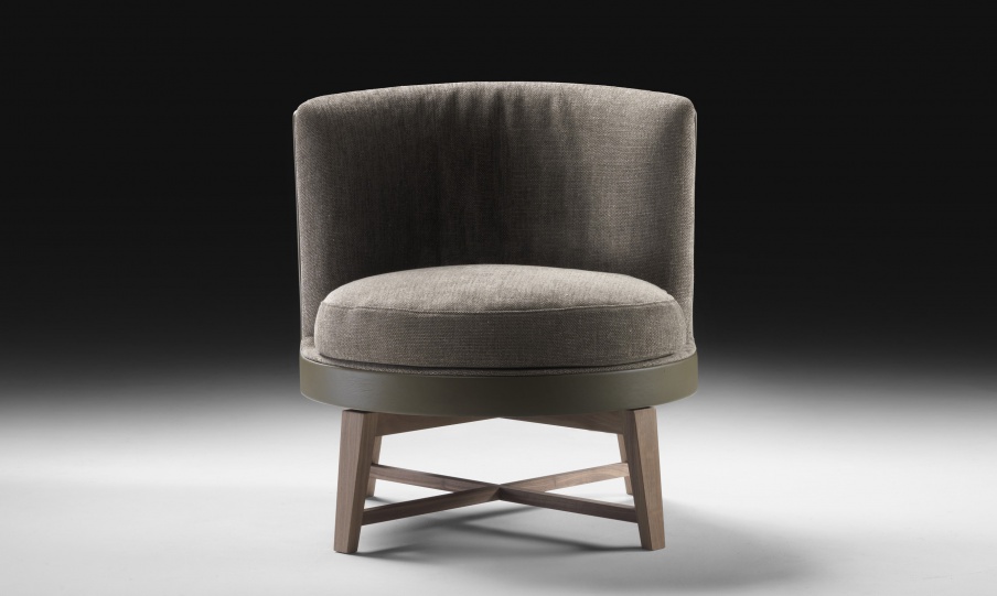 A chair made from the wood of Feel Good Soft Flexform