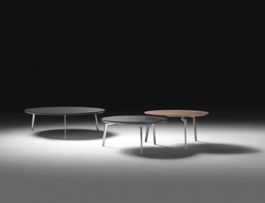 Coffee table with aluminum frame construction Plano, Flexform