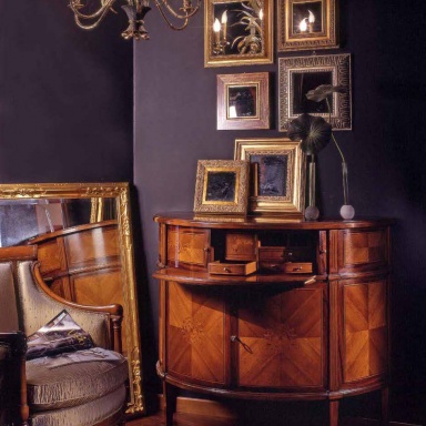 A Chest Of Drawers Art. A/1100