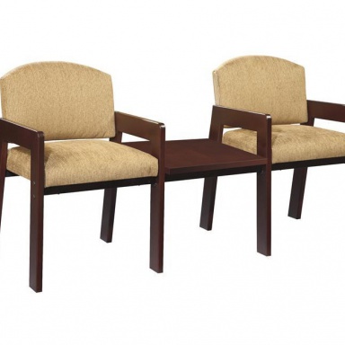 Chairs with a table Hekman Contract