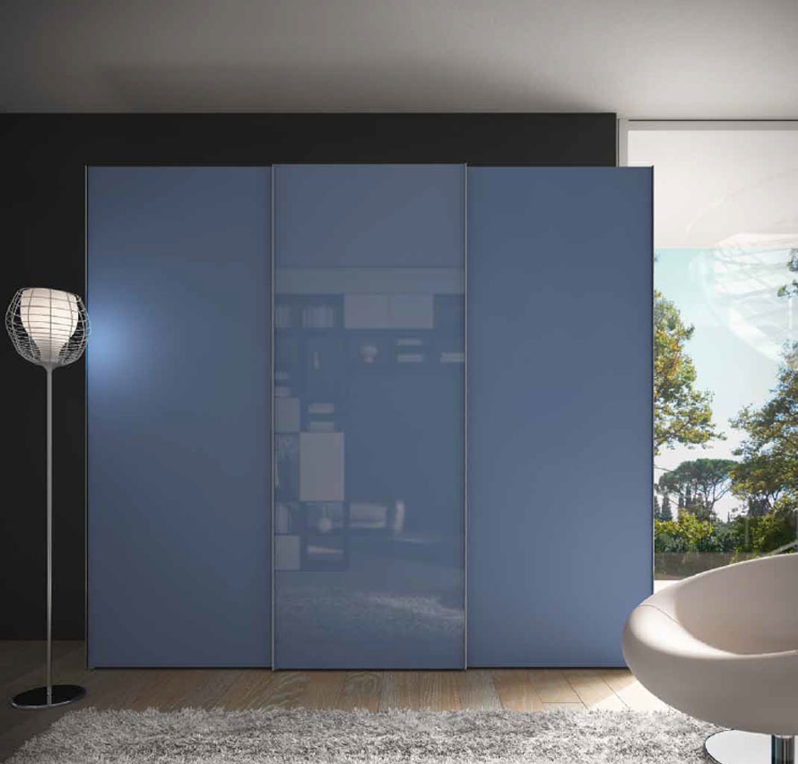 Wardrobe Slide, features tisettanta furnishings