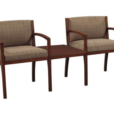 Chairs with a table Hekman Contract