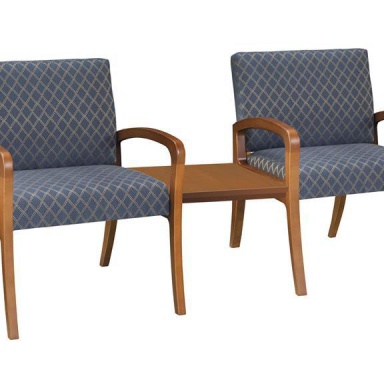 Chairs with a table Hekman Contract