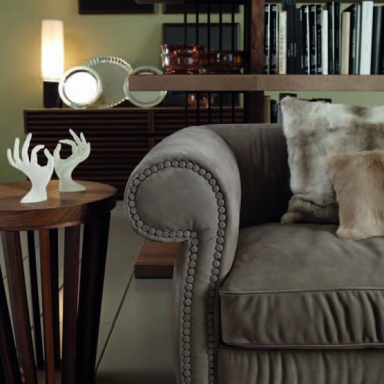 Pridivannogo table Theo 