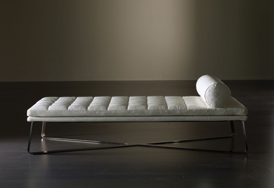 Bench Lolita, Meridiani