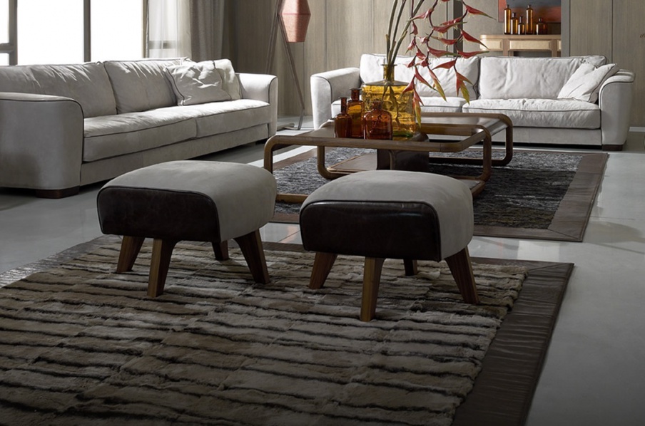 Ottoman leg soft lacquered legs Brigitte, Ulivi 