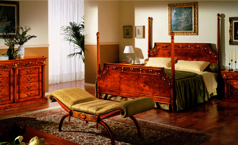 Double bed with high headboard, Armando Rho