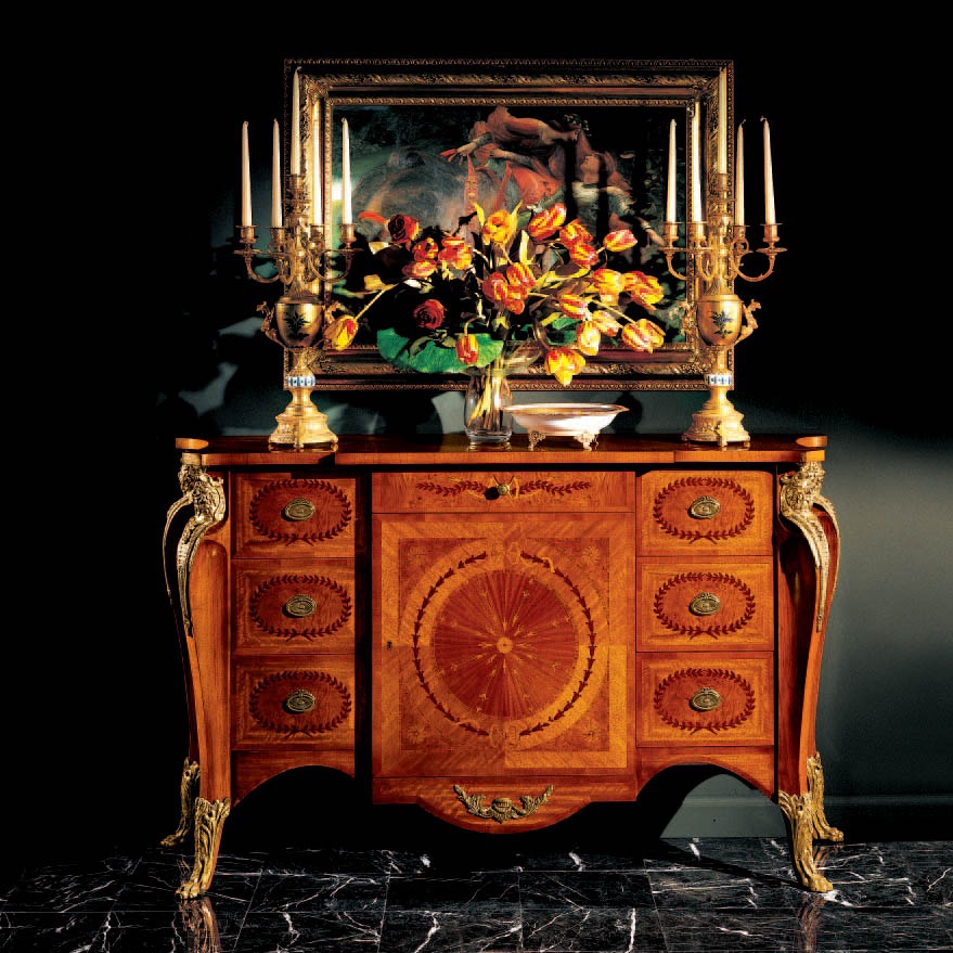 A chest of drawers made of solid wood, Armando Rho