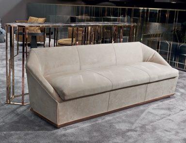 The bench is a container with a frame made of natural wood Yume, Longhi 