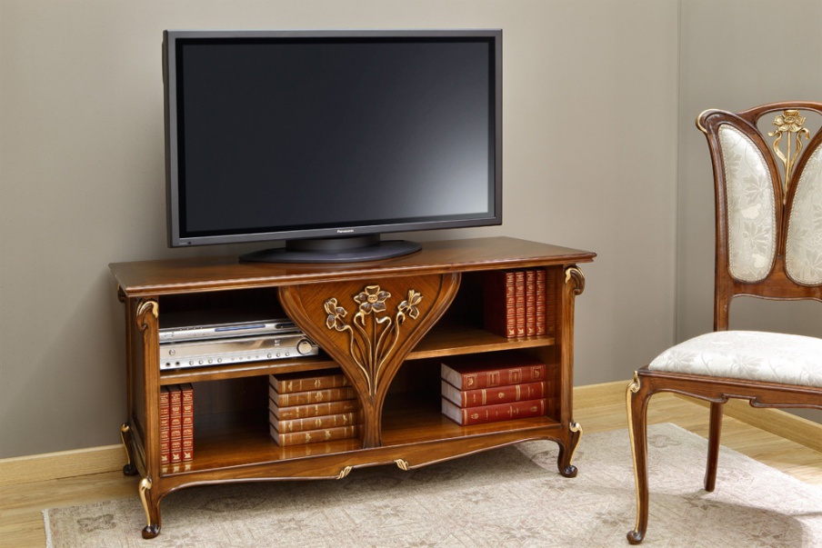 Cabinet for TV Liberty, Medea