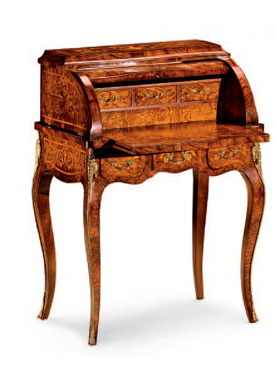 Bureau of solid wood, Armando Rho