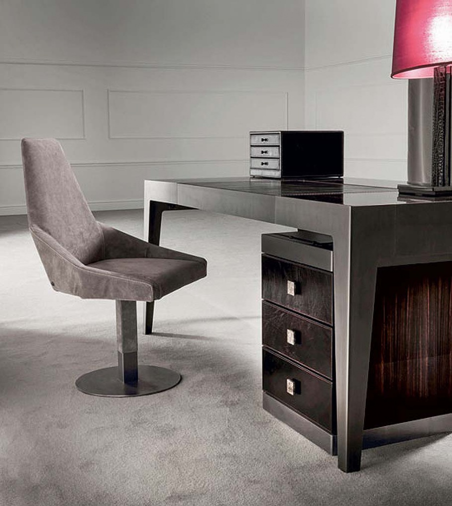 Chair with metal base Miu, Longhi 