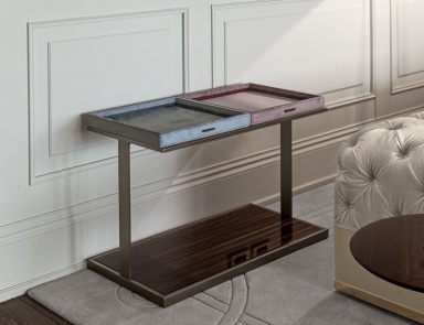 Pridivanny table Louis, Longhi