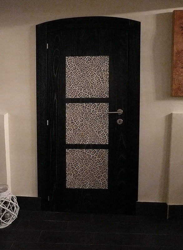 The door with the decor of ceramic Design, MOD'...ART