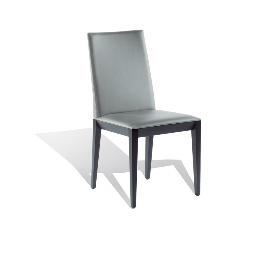 Chair with frame in natural wood Concetto, Past ... 