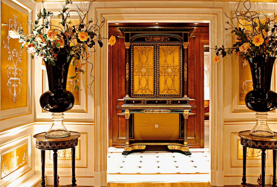 Secretaire from solid wood, Armando Rho