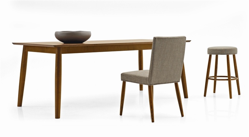 Dining table solid wood Finland, Calligaris